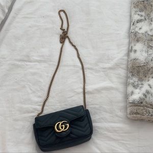 Perfect condition mini gucci bag size 6.2"W x 4"H x 1.7"D